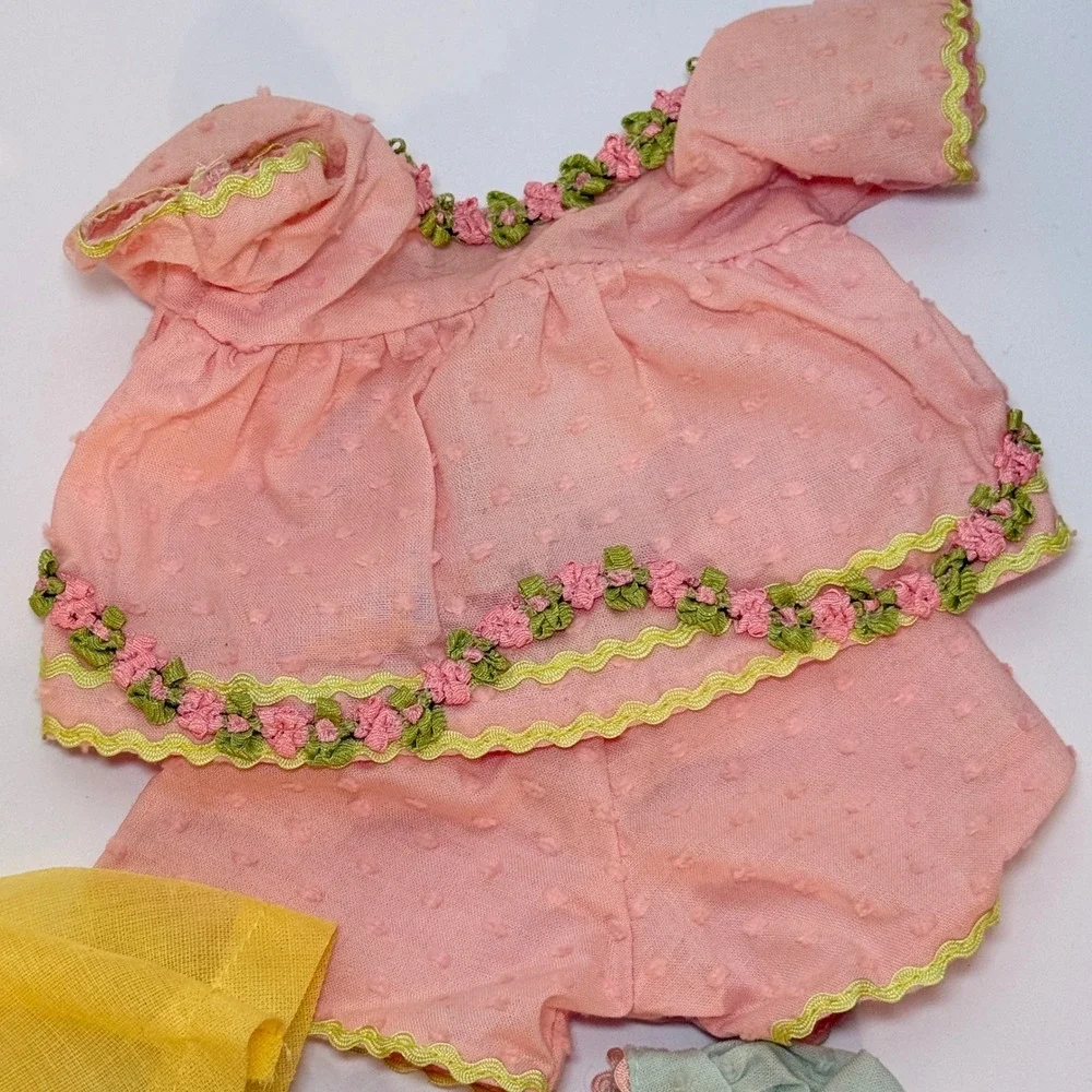 Muffy Vanderbear Doll Clothes Lot of 5 Spring Gingham Dress Pajamas Accessories